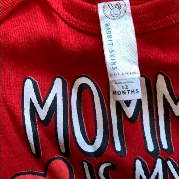 3/$25 “Mommy is my Valentine” onesie - Picture 4 of 4